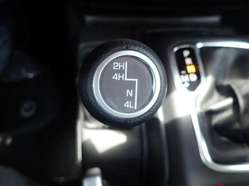 New 2025 Jeep Gladiator Willys image 17