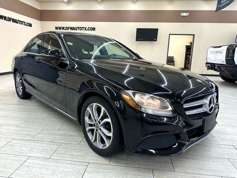 Used 2018 Mercedes-Benz C 300 Sedan image 3