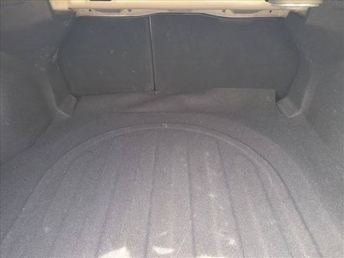 Used 2025 Hyundai Elantra Limited FWD image 6
