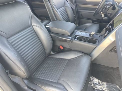 Used 2022 Land Rover Discovery S R-Dynamic AWD/4WD image 19