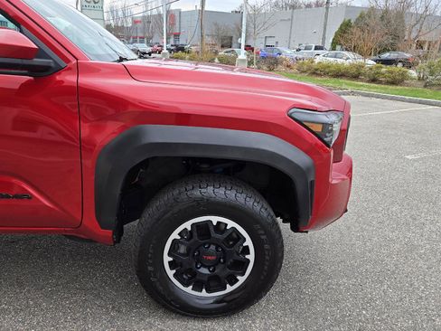 Used 2024 Toyota Tacoma TRD Off-Road AWD/4WD image 13