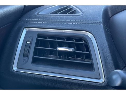 Used 2022 Subaru Ascent Touring image 29