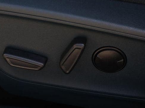 Used 2025 Ford Maverick XLT w/ Equipment Group 301A image 19