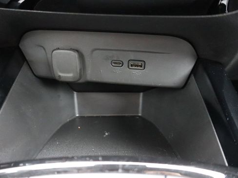 Used 2025 Chevrolet Trax LT w/ Driver Confidence Package FWD image 15
