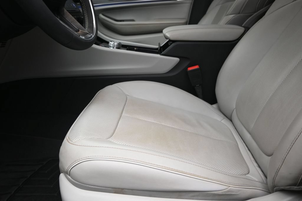 Used 2023 Jeep Grand Cherokee Overland RWD image 13