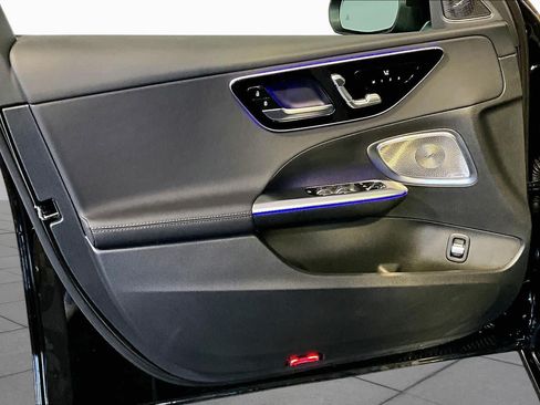 Used 2026 Mercedes-Benz C 300 4MATIC Sedan image 22