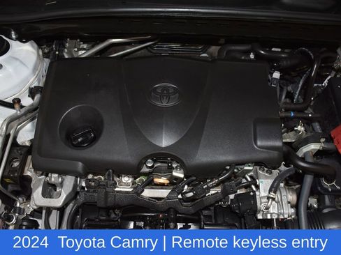 Used 2024 Toyota Camry LE image 7