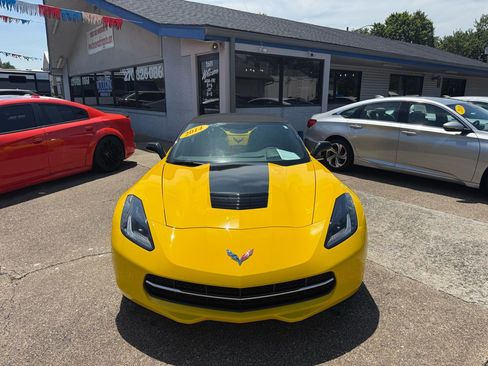 Used 2014 Chevrolet Corvette Stingray Convertible w/ 2LT Preferred Equipment Group RWD image 4