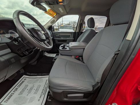 Used 2018 RAM 1500 Classic SLT AWD/4WD image 13