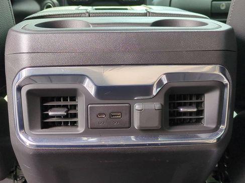 Used 2022 GMC Sierra 2500 Denali AWD/4WD image 27