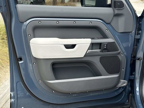 Certified 2025 Land Rover Defender 110 S image 18