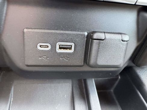 Used 2020 GMC Sierra 1500 AT4 w/ AT4 Premium Package AWD/4WD image 41