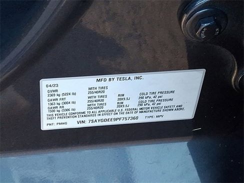 Used 2023 Tesla Model Y Long Range image 29