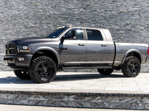 Used 2016 RAM 2500 Laramie w/ Sport Appearance Group image 9