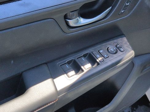 Used 2025 Honda CR-V Sport-L image 15