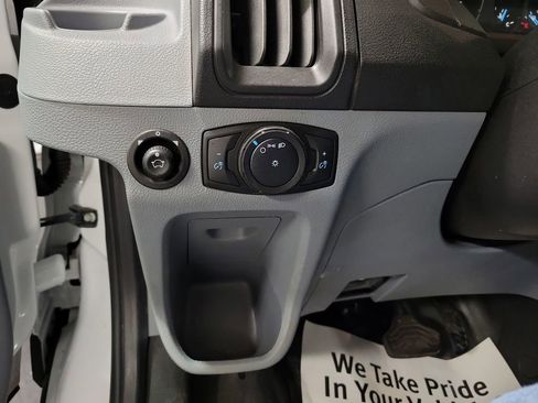 Used 2019 Ford Transit 250 130 Low Roof w/ Exterior Upgrade Package image 20