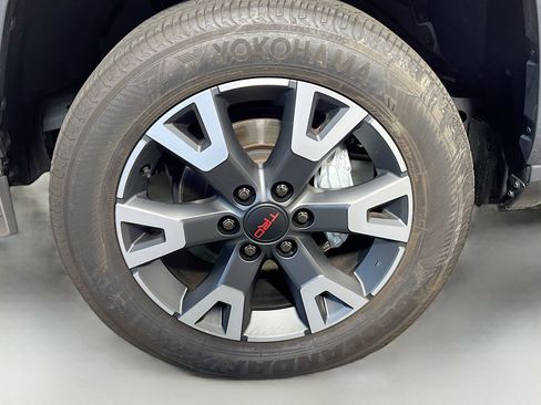 Used 2025 Toyota 4Runner TRD Sport Premium image 14