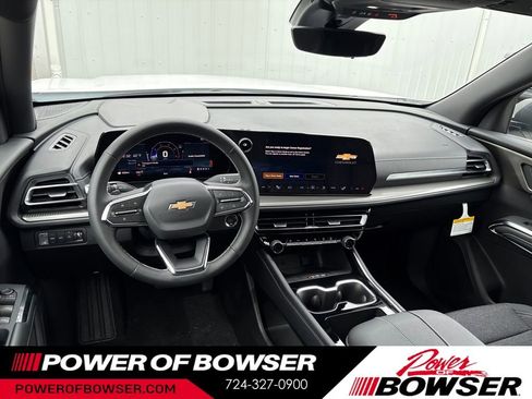 New 2026 Chevrolet Traverse LT w/ Driver Confidence Package AWD/4WD image 6