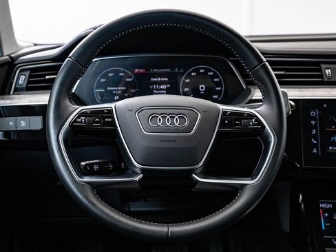 Used 2021 Audi e-tron Premium w/ Convenience Plus Package AWD/4WD image 40