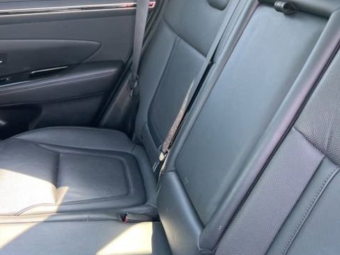 Used 2022 Hyundai Tucson Limited AWD/4WD image 13