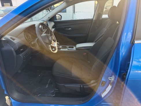 Used 2025 Nissan Sentra SV image 24