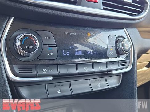 Used 2019 Hyundai Santa Fe SEL AWD/4WD image 9