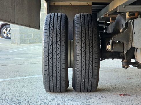 Used 2024 Ford E-350 and Econoline 350 Super Duty w/ Driver's Safety Package image 18