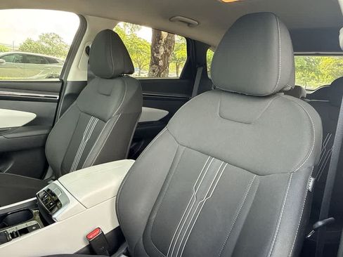 Used 2024 Hyundai Tucson SEL FWD image 14