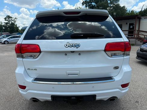 Used 2014 Jeep Grand Cherokee Overland w/ Advanced Technology Group AWD/4WD image 14