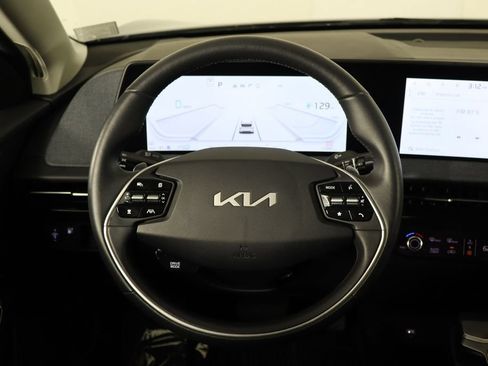 Used 2024 Kia EV6 Light RWD image 7
