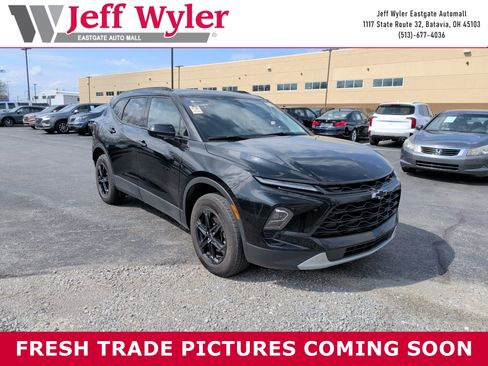 Used 2024 Chevrolet Blazer LT w/ Convenience Package image 1