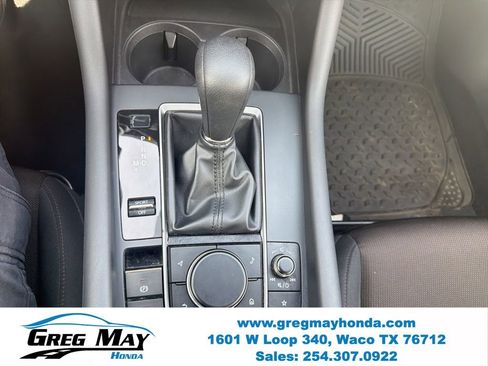 Used 2021 MAZDA MAZDA3 Sedan FWD image 19