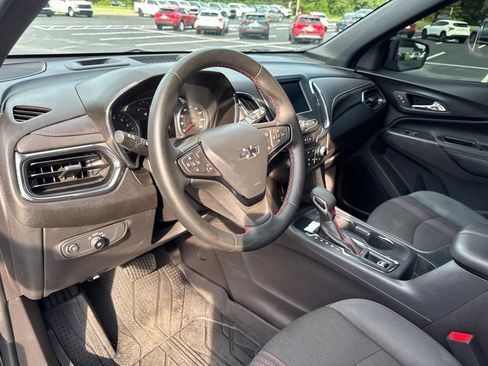 Used 2024 Chevrolet Equinox RS FWD image 17