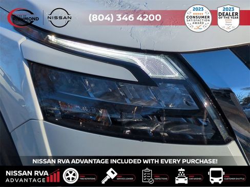 Used 2025 Nissan Pathfinder SL w/ SL Premium Package image 11