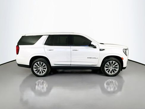Used 2023 GMC Yukon Denali w/ LPO, Floor Liner Package AWD/4WD image 8