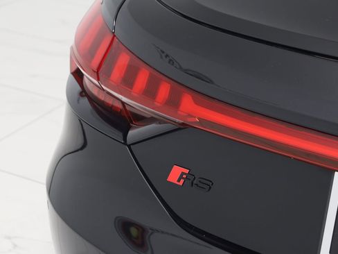 Used 2024 Audi RS e-tron GT w/ Carbon Performance Package image 93