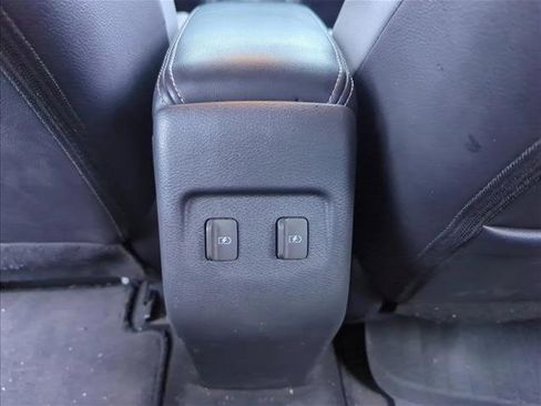 Used 2021 Nissan Kicks SR w/ SR Premium Package image 20