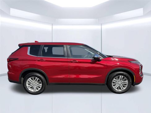 Used 2022 Mitsubishi Outlander ES AWD/4WD image 4