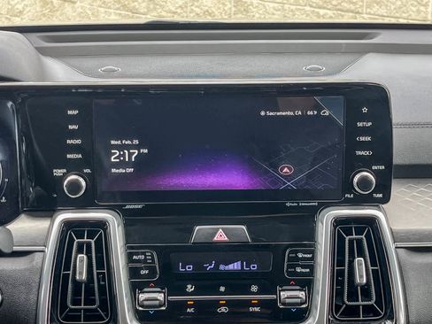 Used 2023 Kia Sorento SX image 13