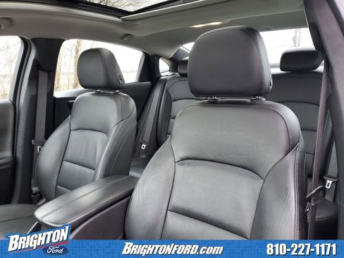 Used 2020 Chevrolet Malibu LT w/ Leather Package image 10