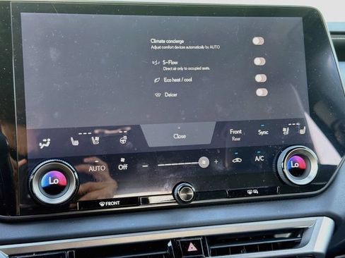 Used 2025 Lexus RX 350 Premium w/ Accessory Package (Z1) FWD image 35
