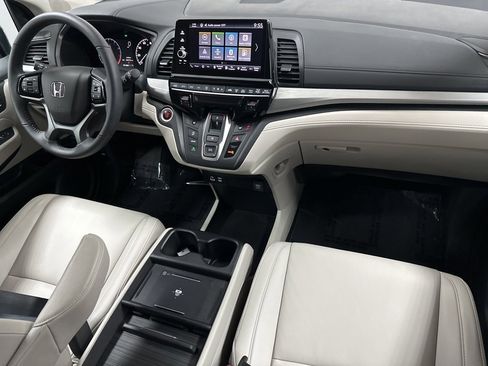 Used 2025 Honda Odyssey EX-L image 11