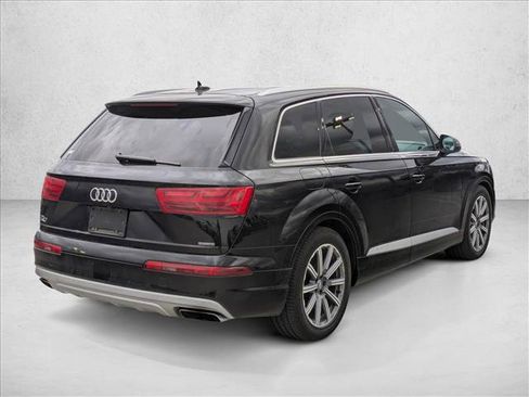 Used 2019 Audi Q7 3.0T Premium Plus AWD/4WD image 5