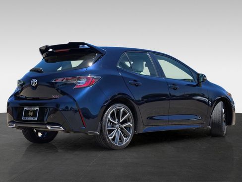 Used 2022 Toyota Corolla XSE FWD image 5