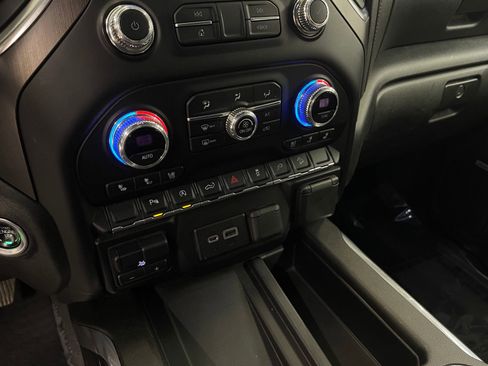 Used 2019 GMC Sierra 1500 AT4 w/ AT4 Premium Package image 15