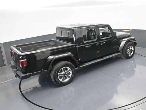 Used 2024 Jeep Gladiator Sport w/ Premium Package image 48