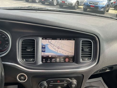 Used 2016 Dodge Charger R/T w/ Plus Group RWD image 17