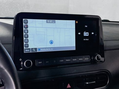 Used 2023 Hyundai Kona Limited AWD/4WD image 13