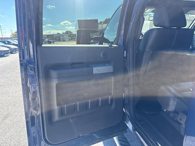 Used 2011 Ford F350 Lariat w/ Lariat Ultimate Pkg AWD/4WD image 18
