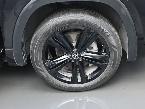 Used 2023 Volkswagen Atlas Cross Sport SEL R-Line image 41